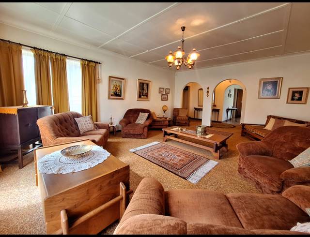 3 BEDROOM HOUSE FOR SALE IN HEIDELBERG EXT 5
